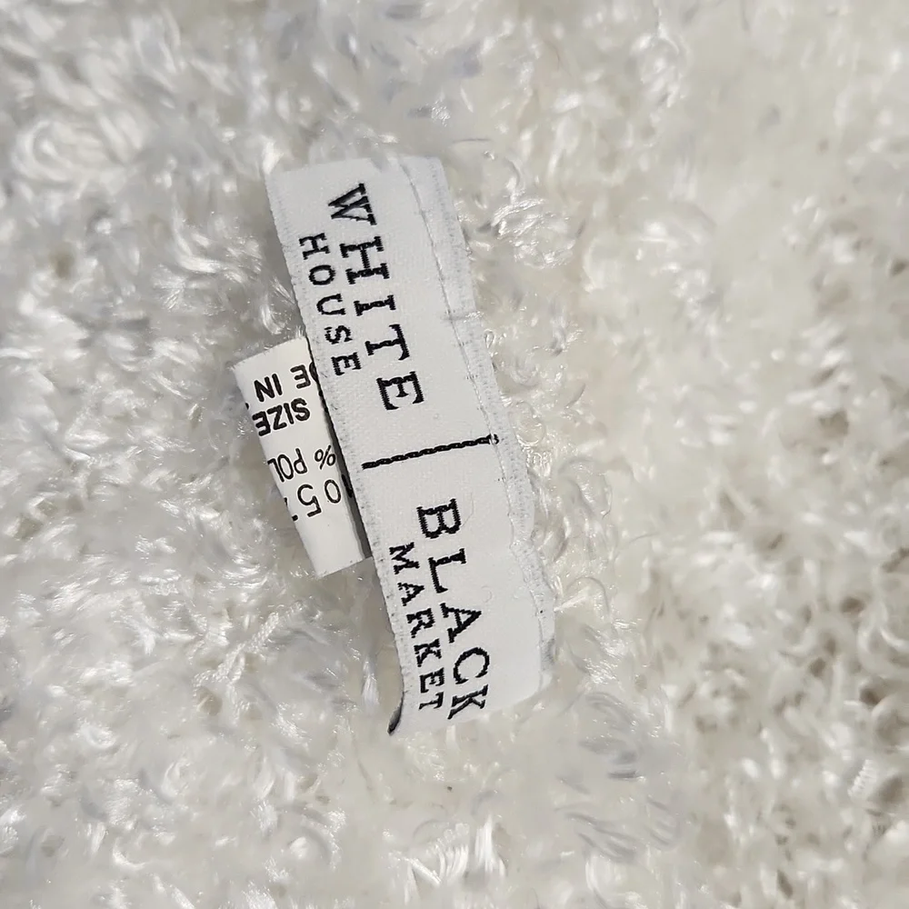 White House Black Market Textured White Scarf